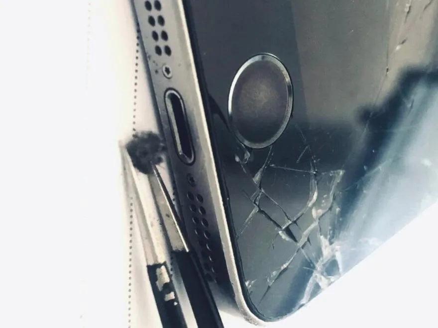 Dlaczego głośnik w telefonie jest cichy? Sprawdź najczęstsze przyczyny!