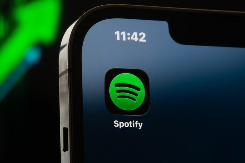 Jak dodać Spotify do InstaStory? Prosty sposób na udostępnianie muzyki