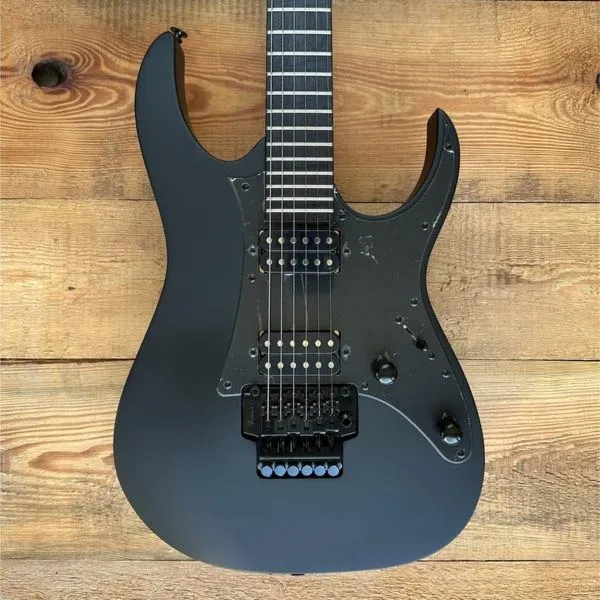 Jak łatwo i przyjemnie zacząć grę na gitarze elektrycznej?