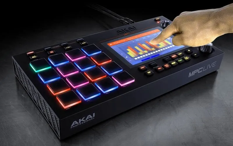 Pierwsze kroki do sukcesu w muzyce: jak zacząć produkować muzykę w domowym studio