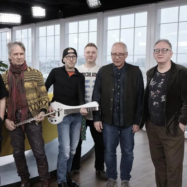 Tekst piosenki Elektrycznych Gitar